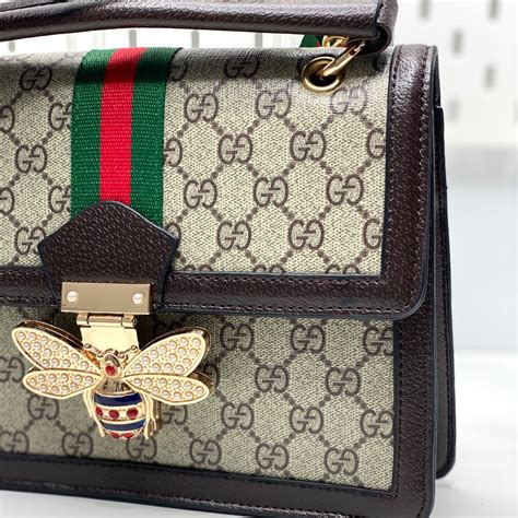 fake gucci bee bag|gucci bag with bee clasp.